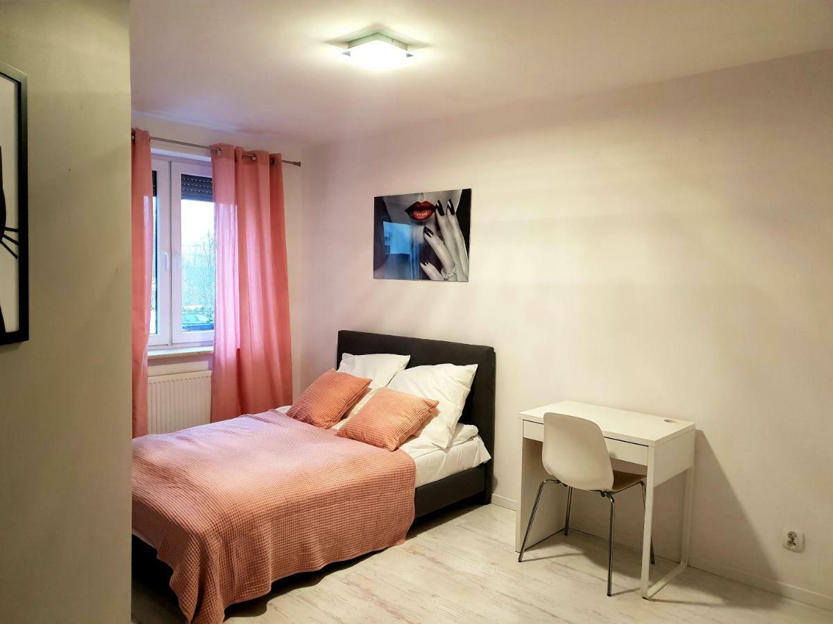 Apartament Szafir Zielona Góra Exteriör bild